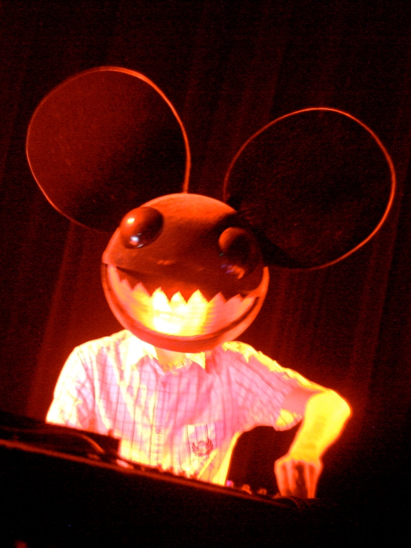 deadmau5 Kills at the Fox