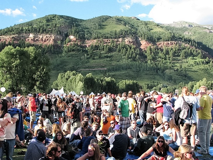 Phish Fans Donate More Than One Million Dollars to Charity