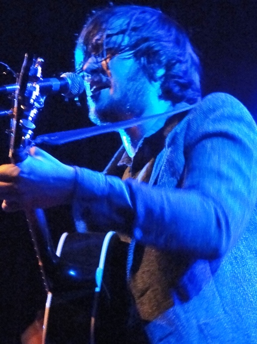 Bobby Long Walks the Line in the Thick of Acoustic & Electric