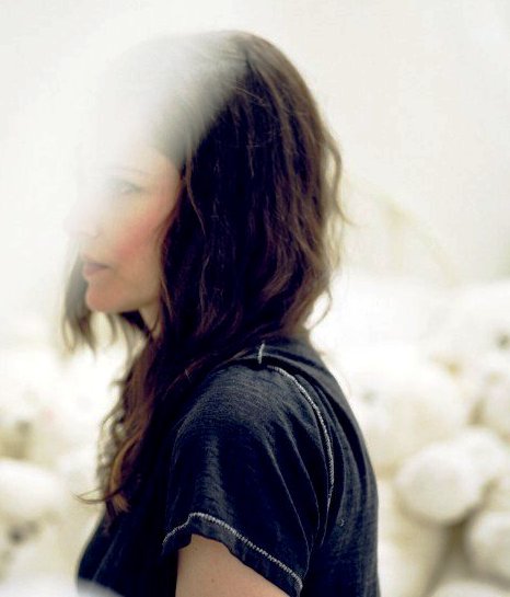 Sarabeth Tucek Streams New Album On AOL