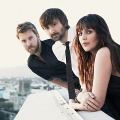 Lady Antebellum Takes "Just A Kiss" to #1!