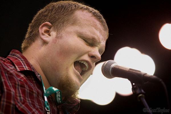 CAS HALEY LAUNCHES EXTENSIVE FALL TOUR; Announces Holiday EP Release