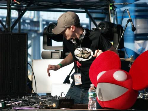 deadmau5 Releases 'maths' Today