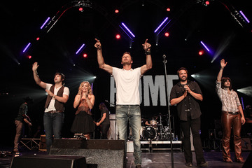 Dierks Bentley & Friends Rally to Raise $476K!