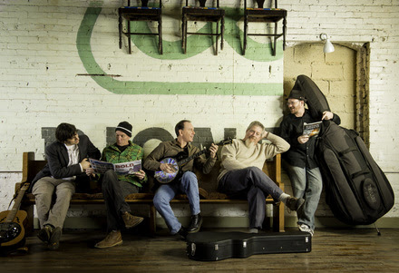 Acoustic Syndicate Performs in the Southeast This Fall