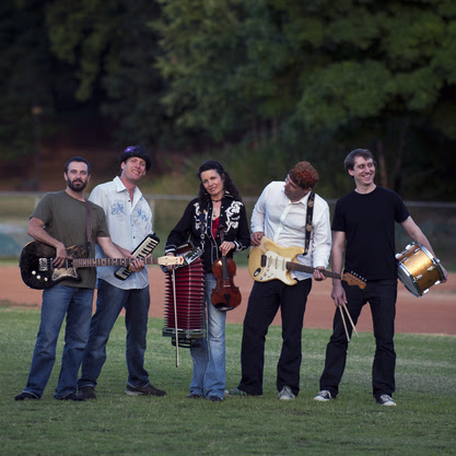 Donna the Buffalo Performs at Levon Helm Studios on Fri, Sept 4