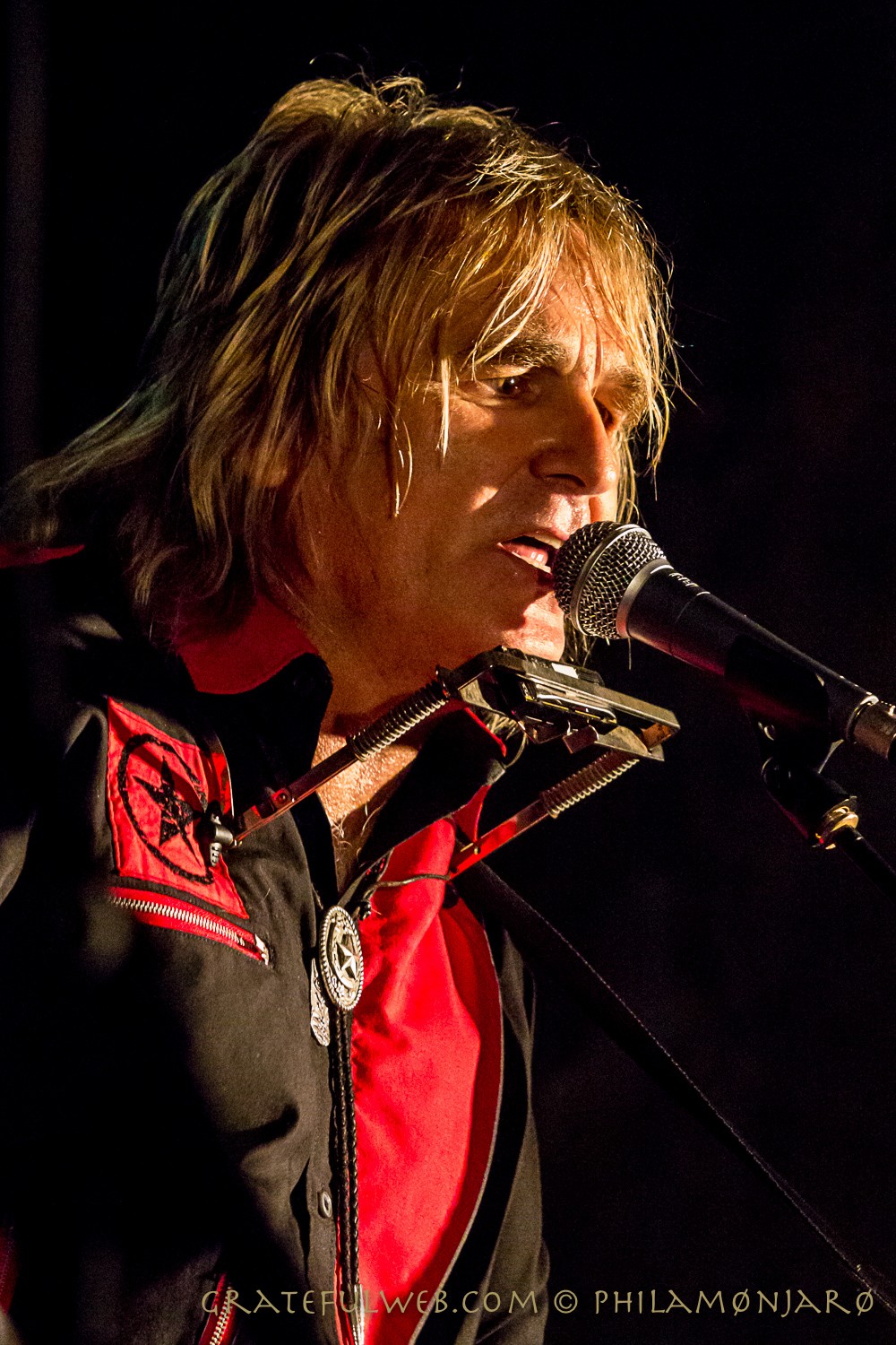 Mike Peters from The Alarm Live.