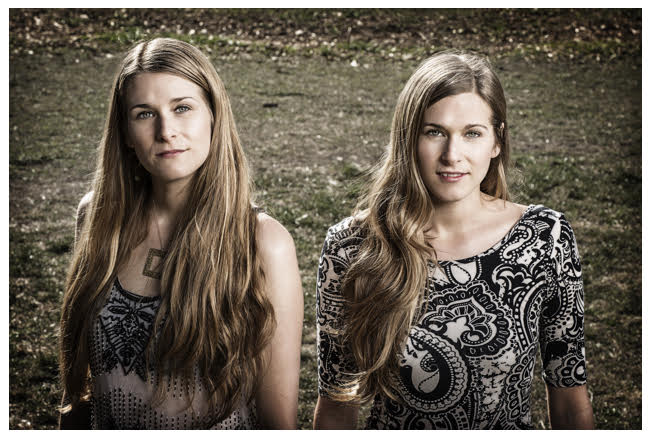 Shook Twins Kicks Off 2015 Fall Tour