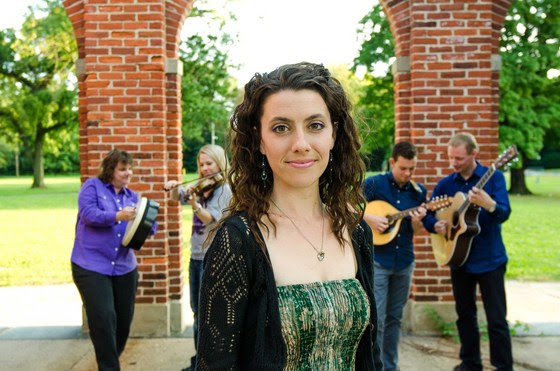 RUNA Embarks on Winter Tour, Live ALBUM