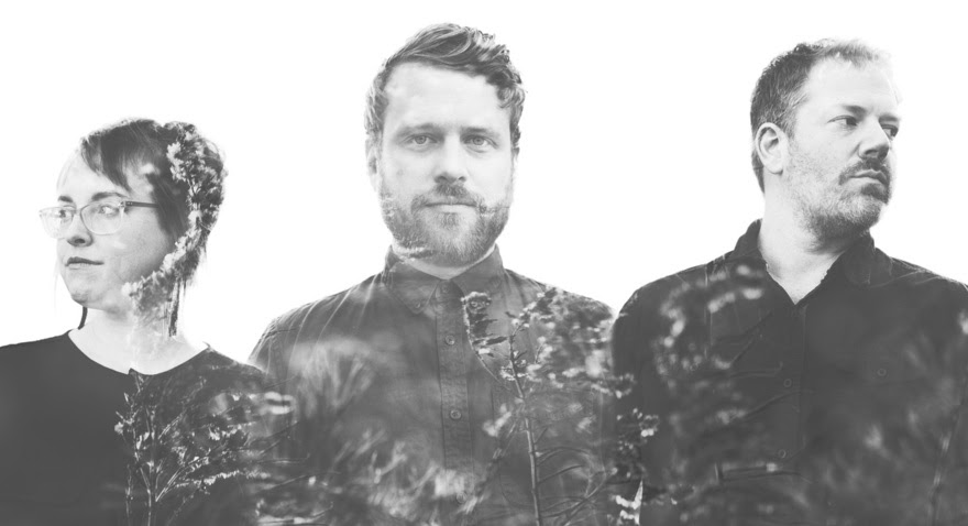 Jon Stickley Trio Captivates Crowds w/ Rapid-Fire Guitar, Sultry Violin & Drums
