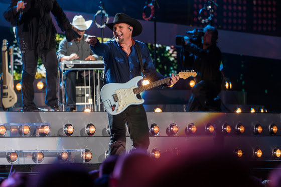 Garth Brooks/Yankee Stadium/Live Airs Tonight
