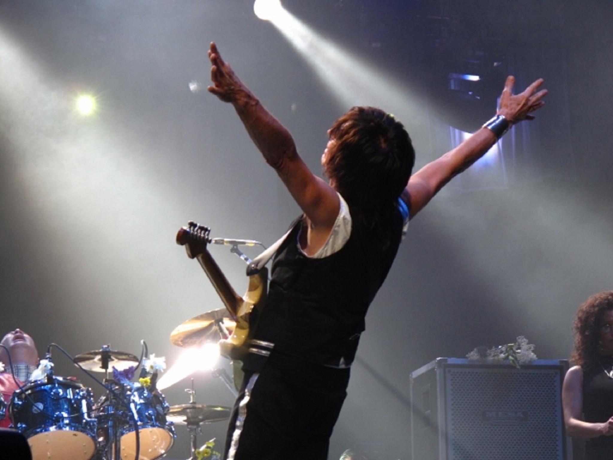 Jeff Beck Announces Additional Summer Shows