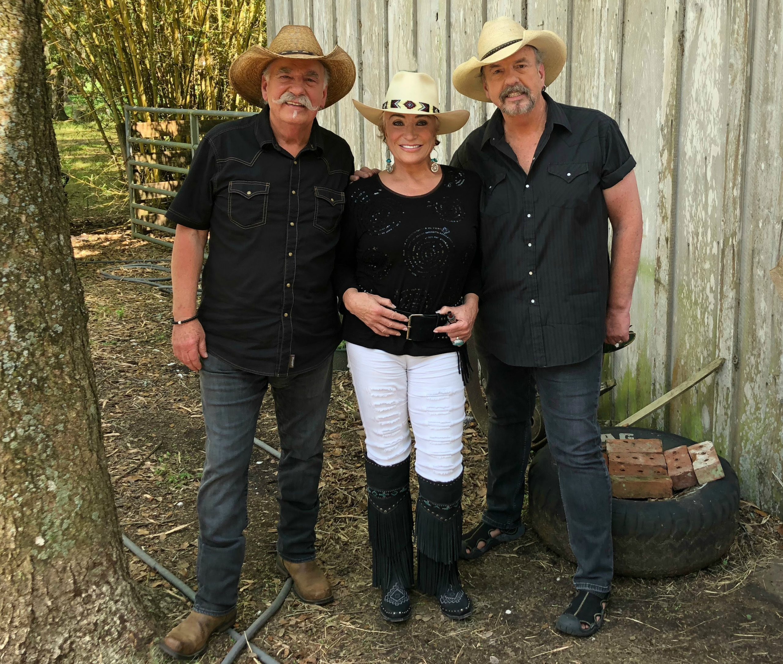 Tanya Tucker Brings 'Texas' to Sunshine State in Bellamy Brothers "Honky Tonk Ranch"