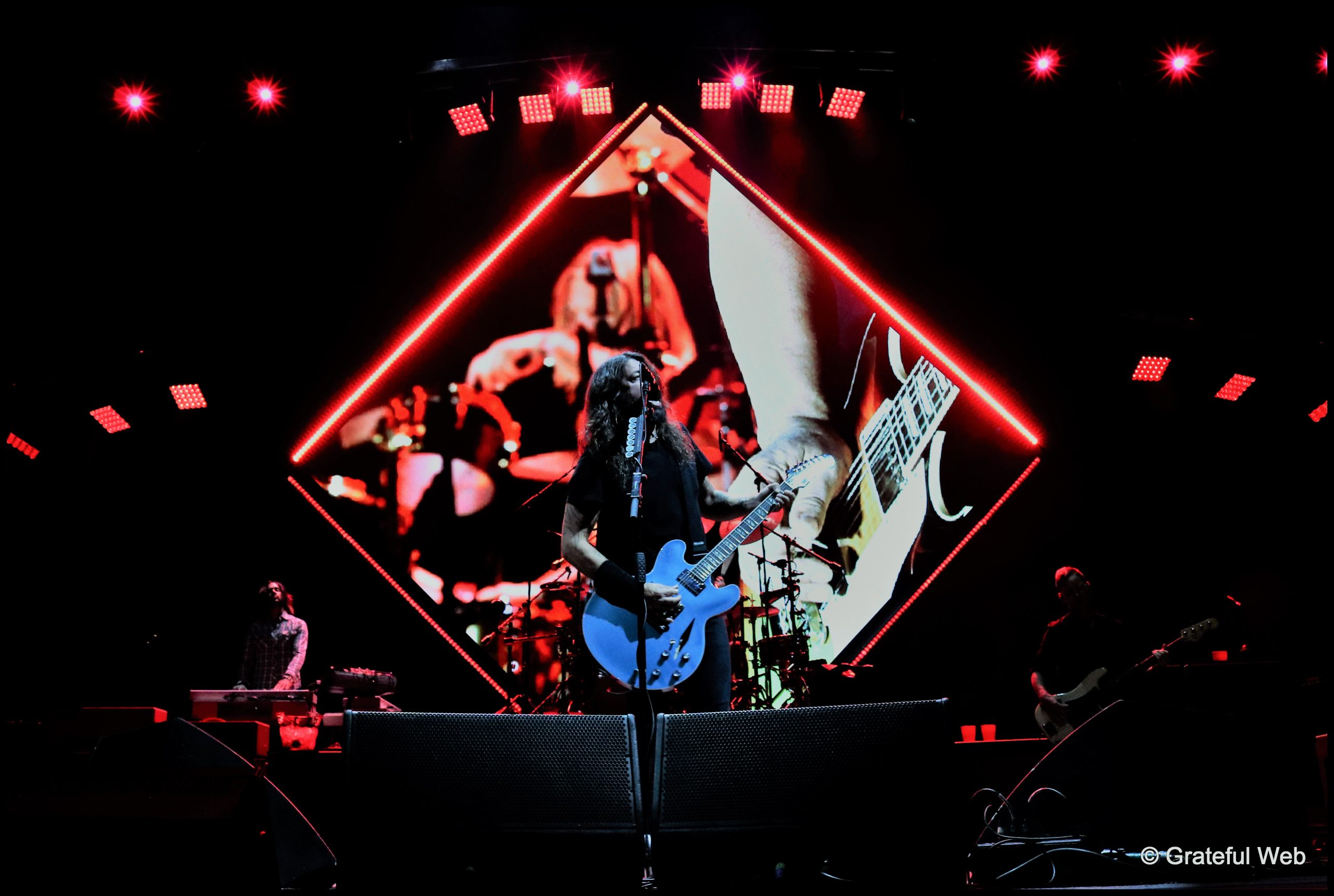 Foo Fighters "Live Super Saturday Night"