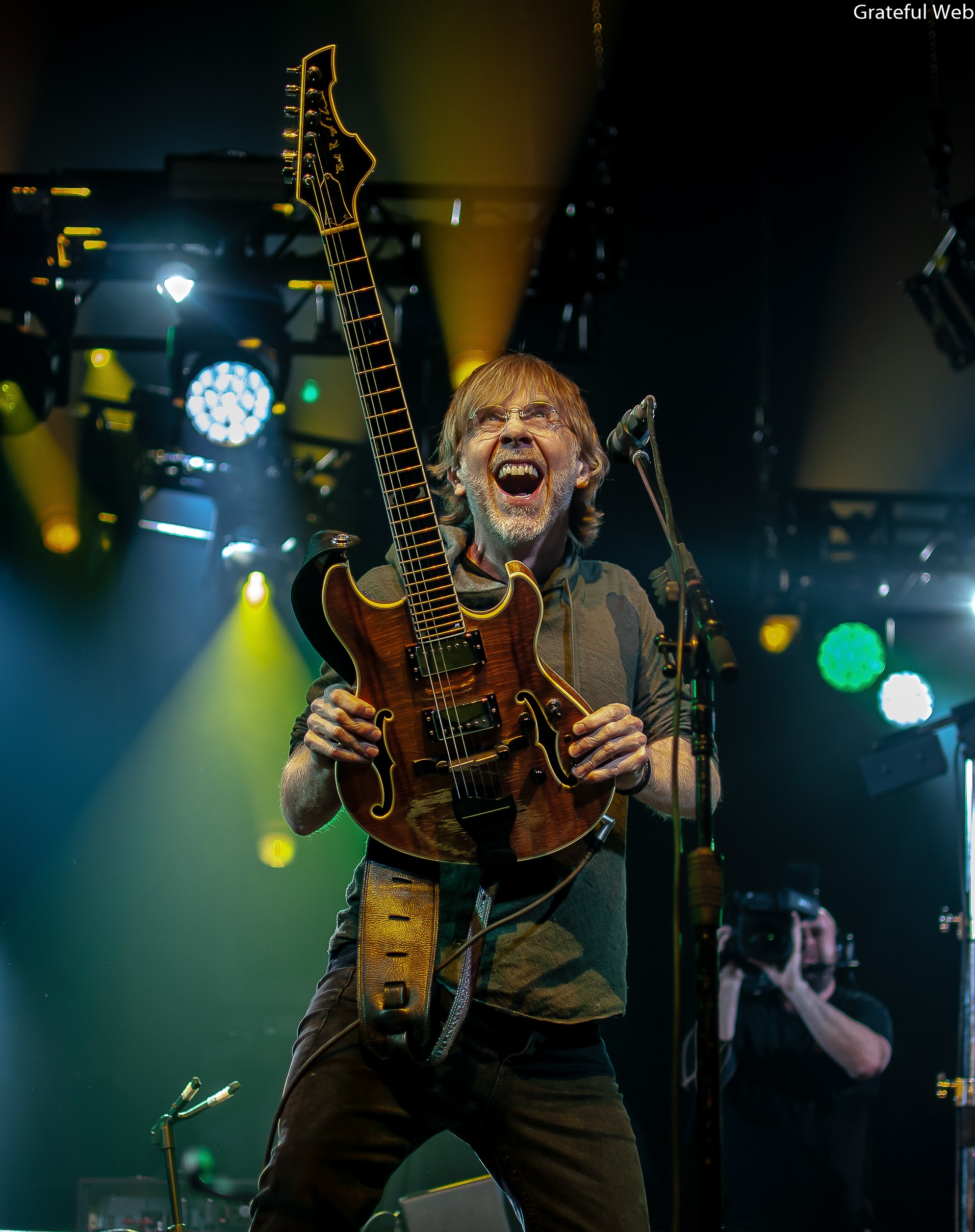 Phish | Dunkin' Donuts Center | 11/29/19