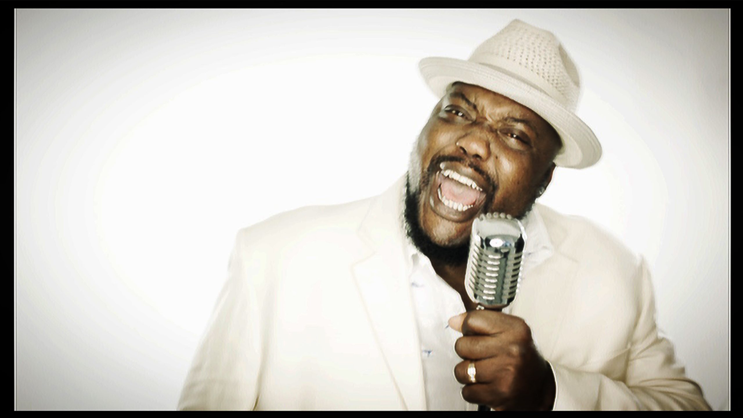 Sugaray Rayford Wins B.B. King Entertainer of the Year Award