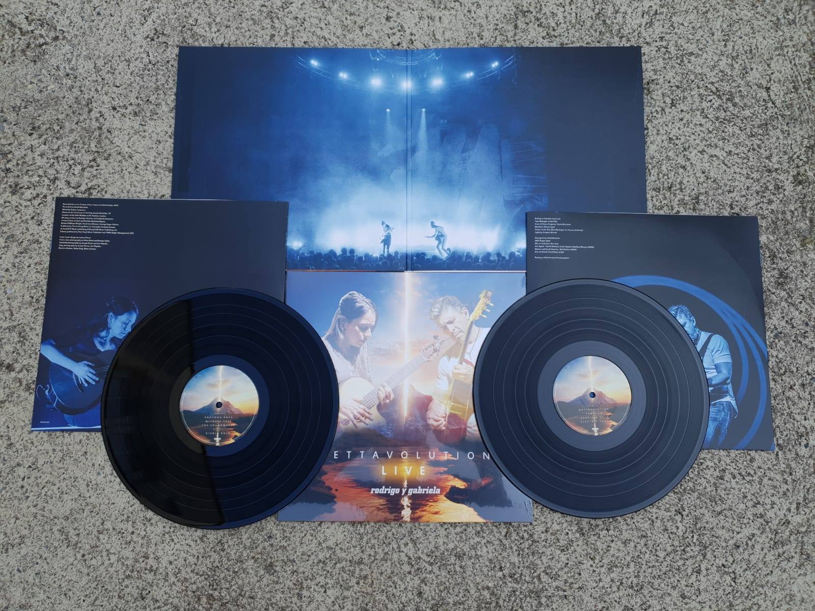Rodrigo y Gabriela share new live video; double live album out Oct 2