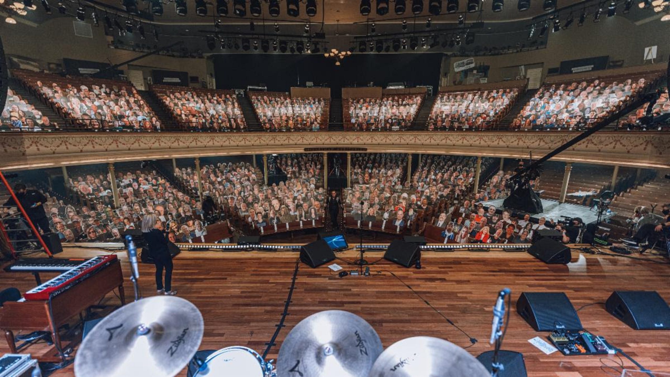 Joe Bonamassa's live concert reaches 44 countries