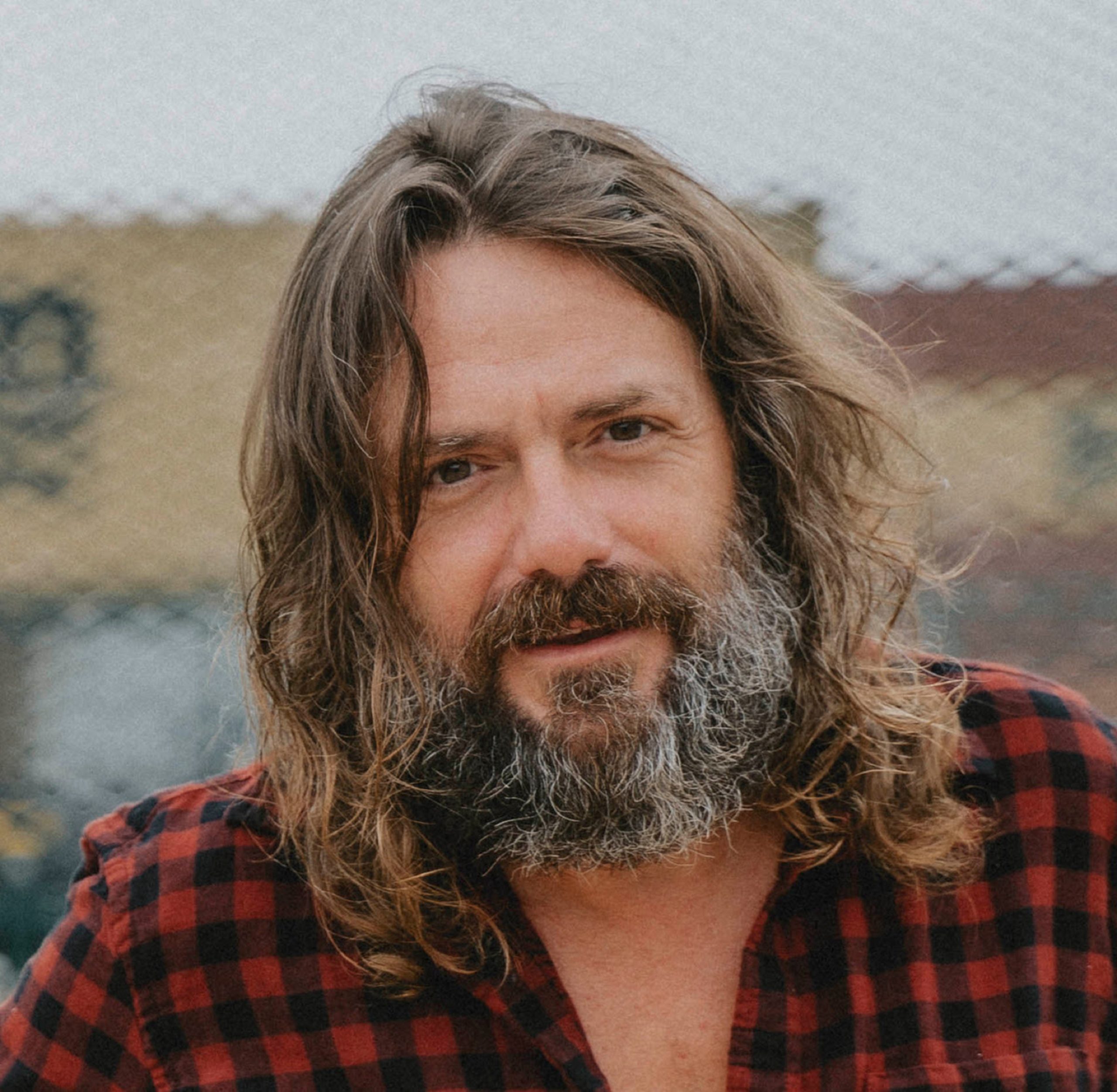 Doctor Lo (God Street Wine) releases new single + music video, new LP due June 18