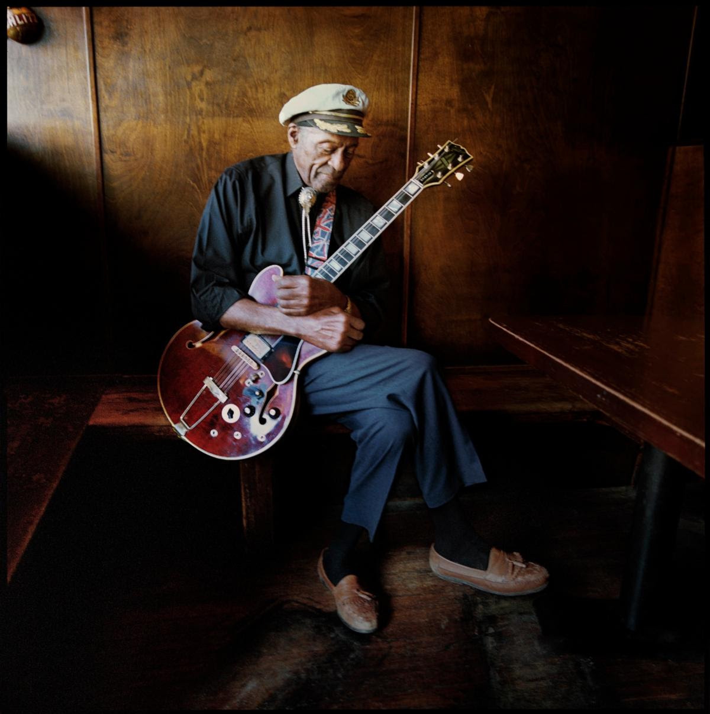 ‘Chuck Berry 1970s ES-355’ Available Worldwide; To Honor the Rock and Roll Legend