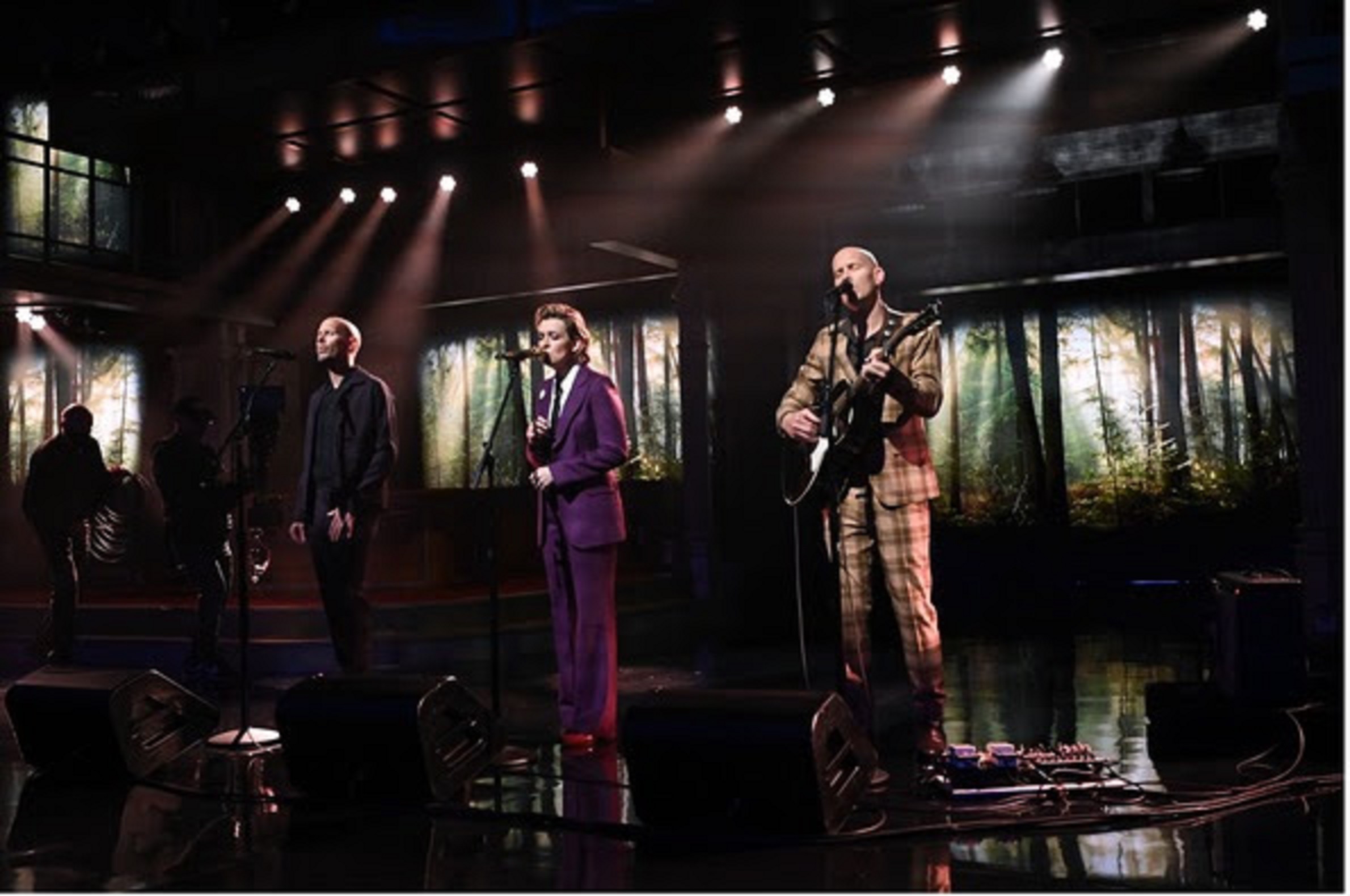 Brandi Carlile debuts “This Time Tomorrow”