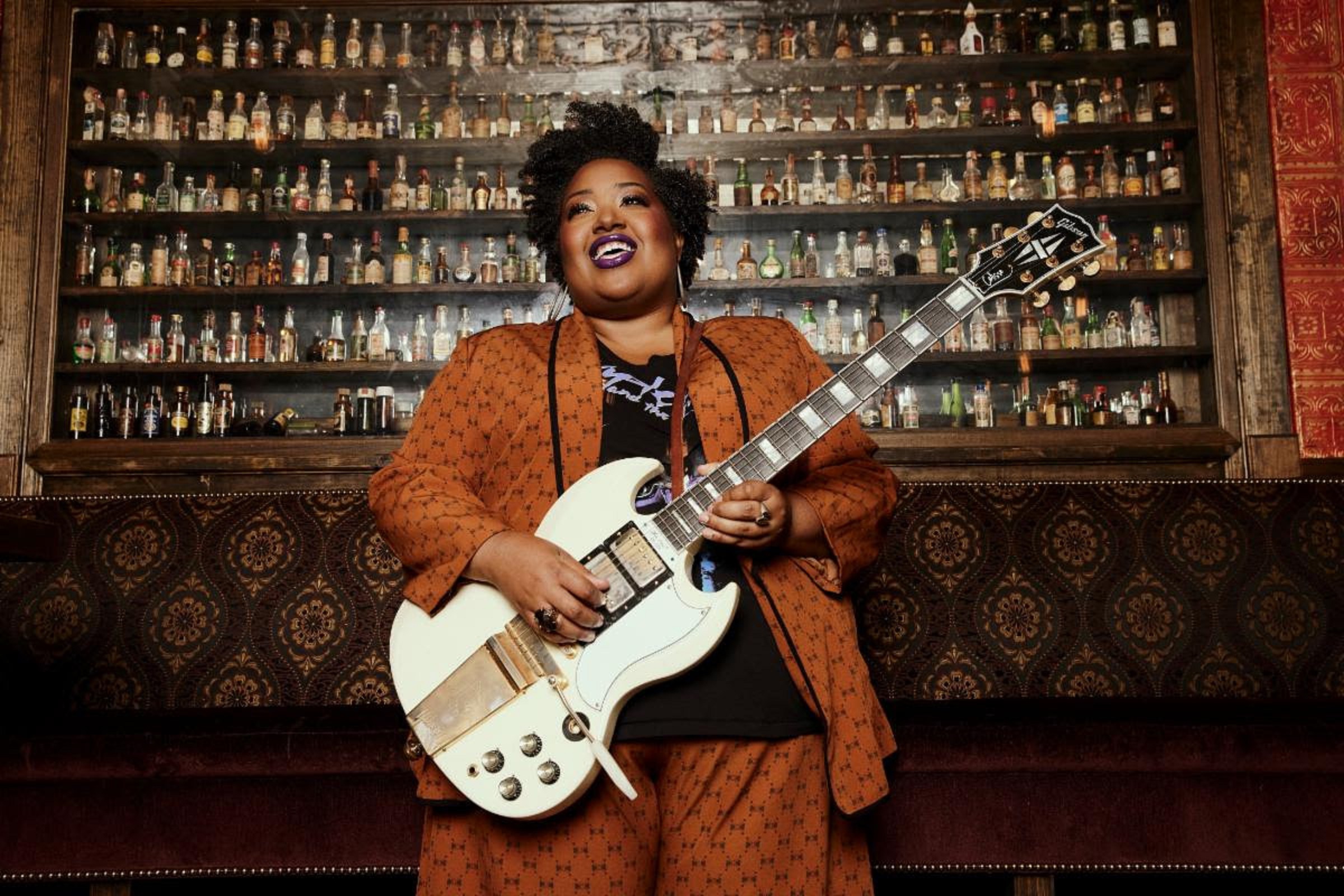 Gibson Partners with Newport Festivals Foundation