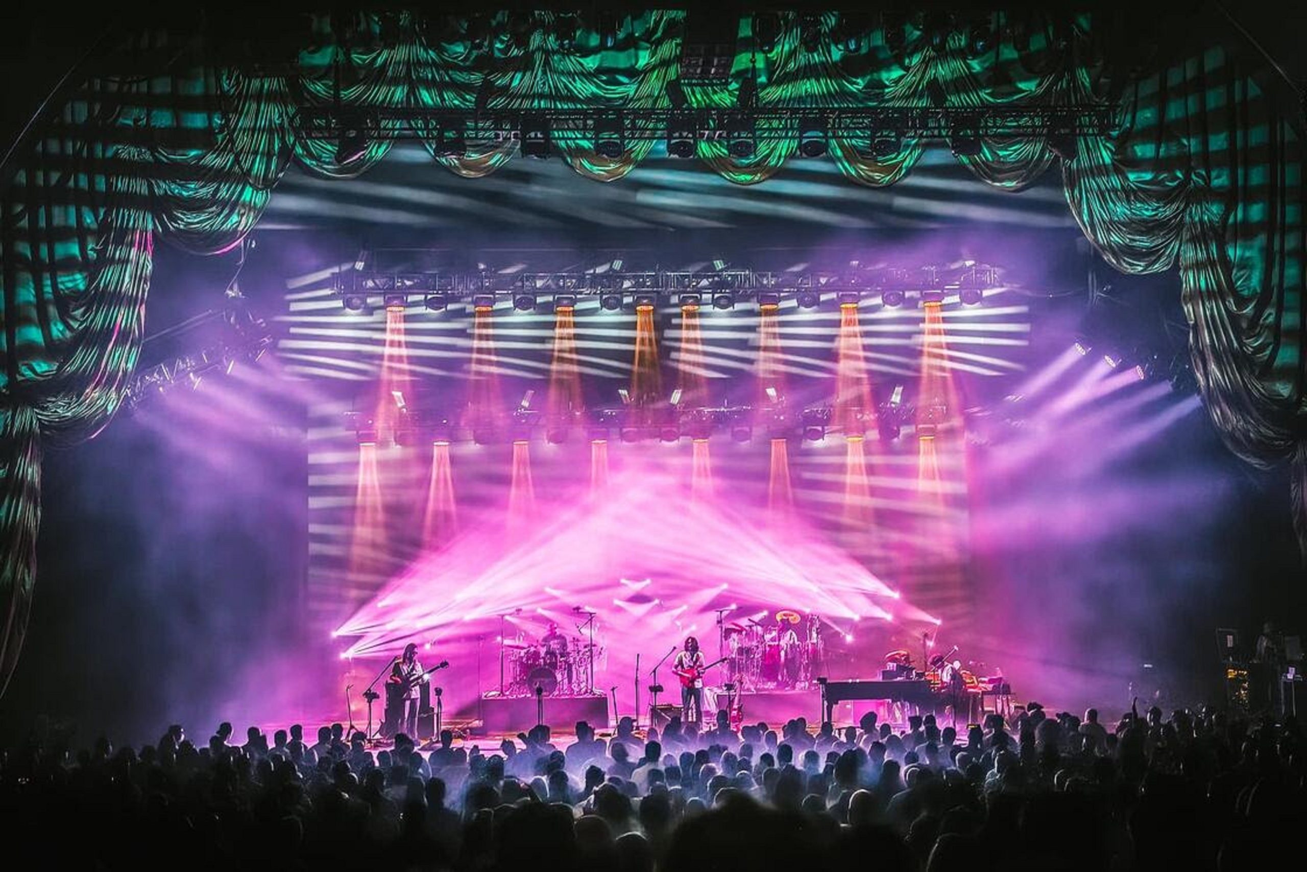 GOOSE RELEASE “DAY OF SHOW” RADIO CITY MUSIC HALL DOCUMENTARY SHORT STREAMING NOW