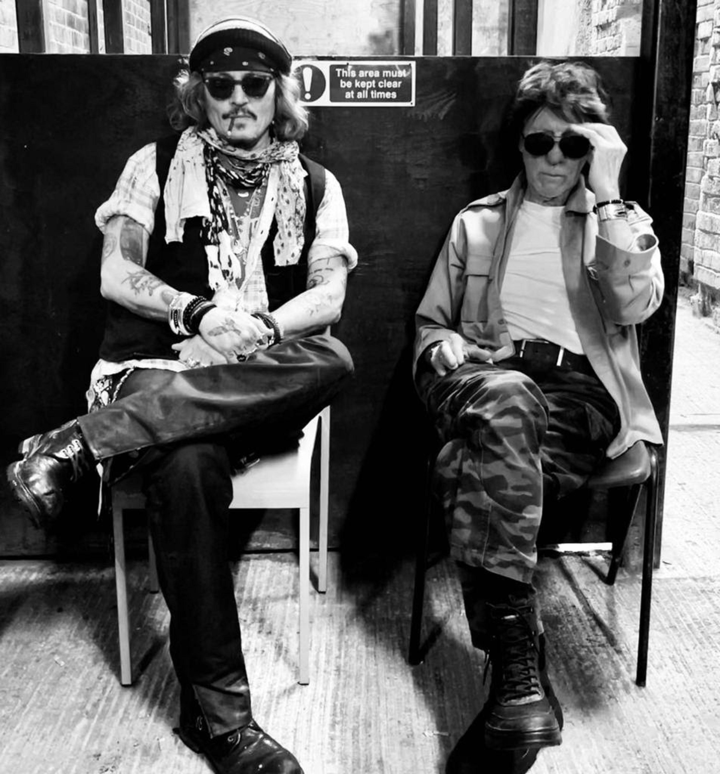 JEFF BECK To Be Joined By JOHNNY DEPP on Upcoming North American Tour