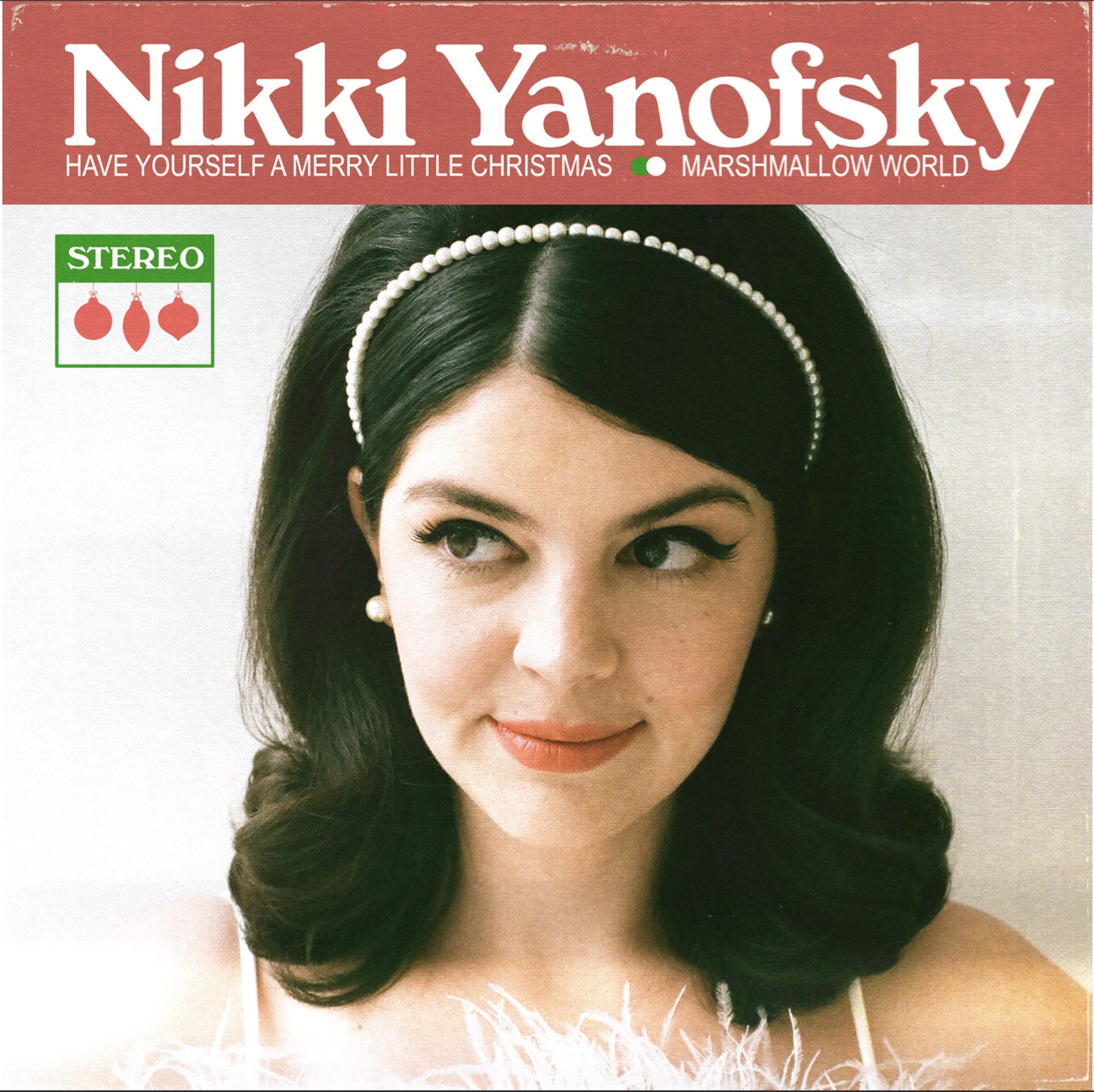 this Montreal singer gives Xmas classics (Bing Crosby, Judy Garland) a standards twist