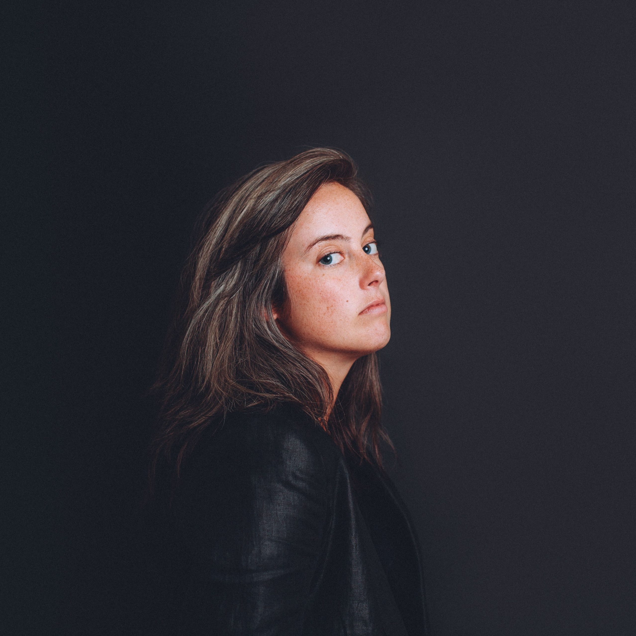 Singer/Songwriter Chessa Rich Releases New Single “Julia"