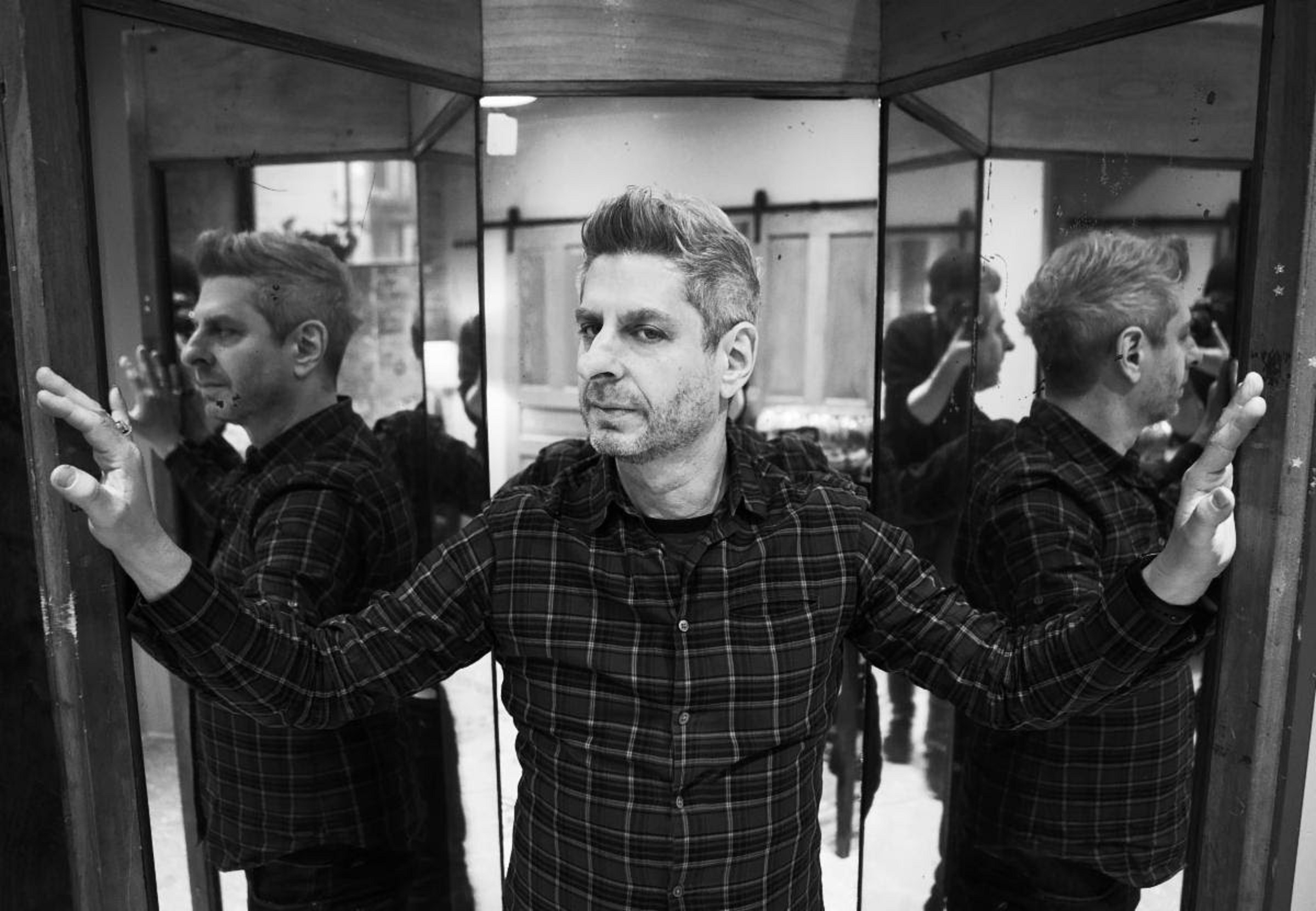 Mike Gordon shares new song; new album out May 12