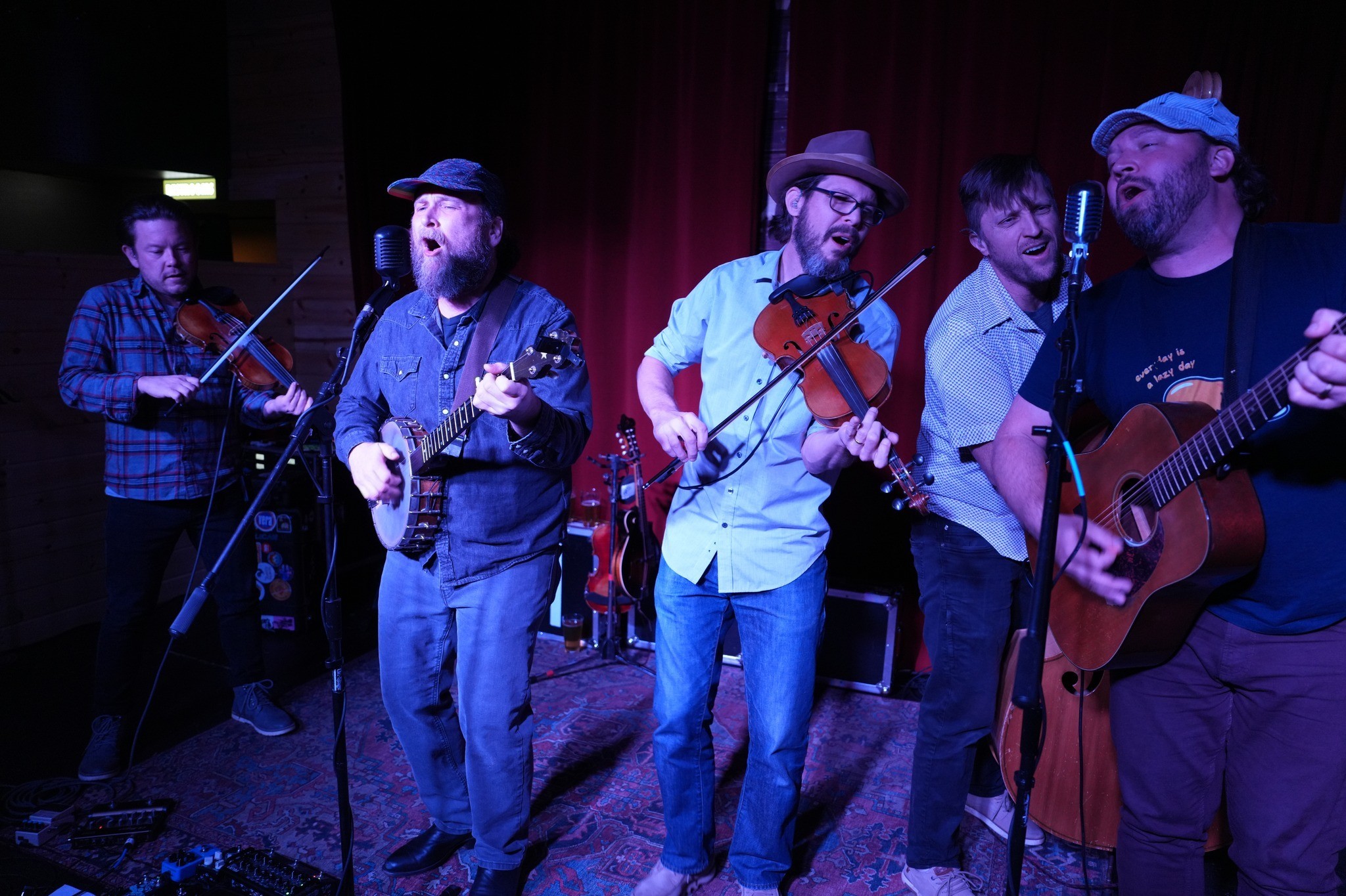 Pert Near Sandstone | Velvet Elk Lounge | 11/10/23