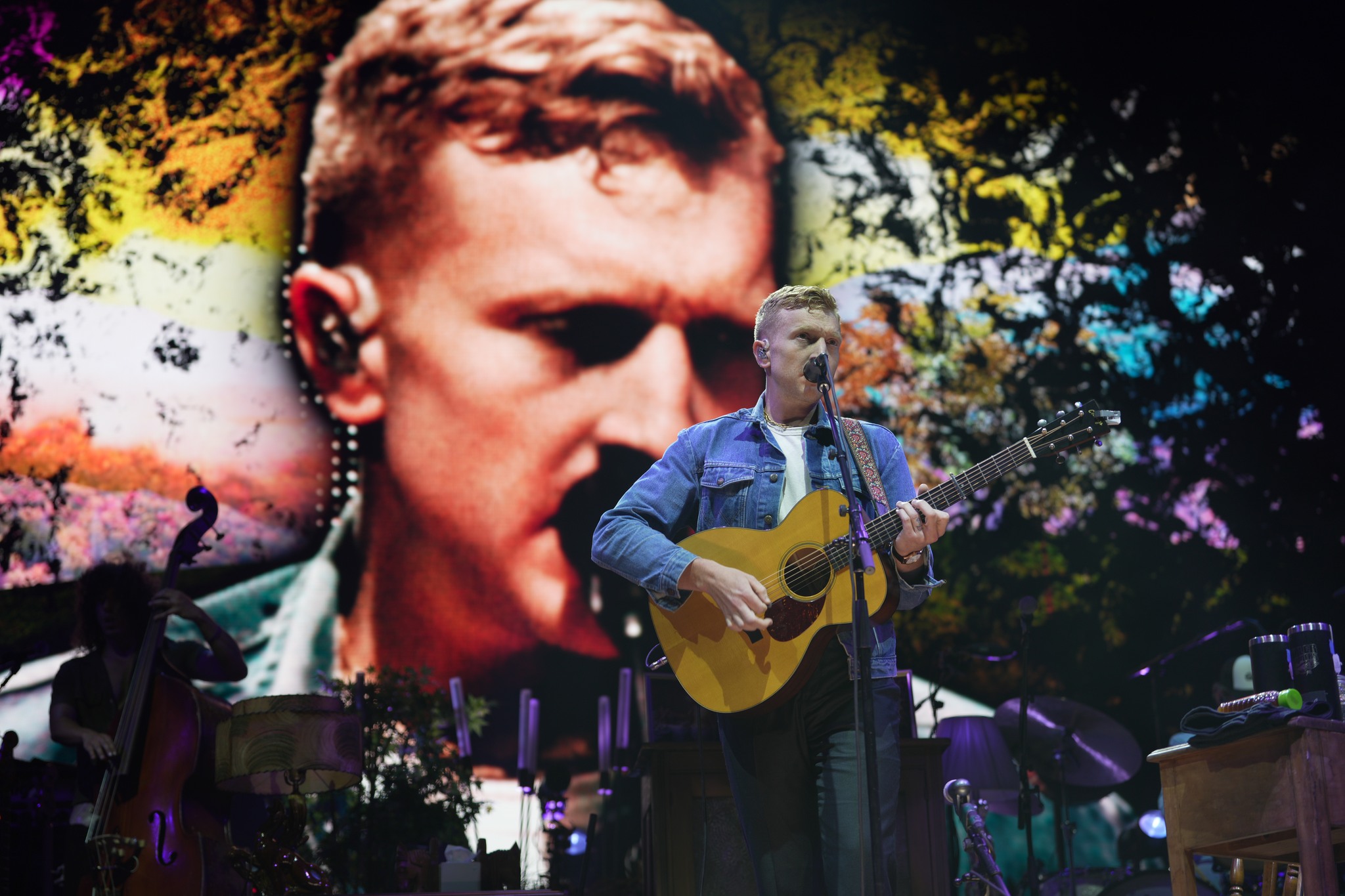Beneath the Colorado Skies: Tyler Childers' Folsom Field Odyssey