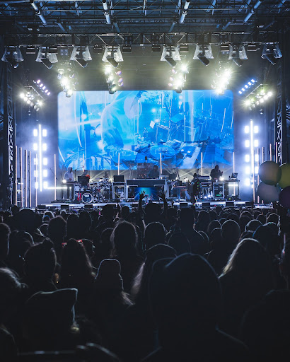 Pretty Lights - photo by Courtney Scout