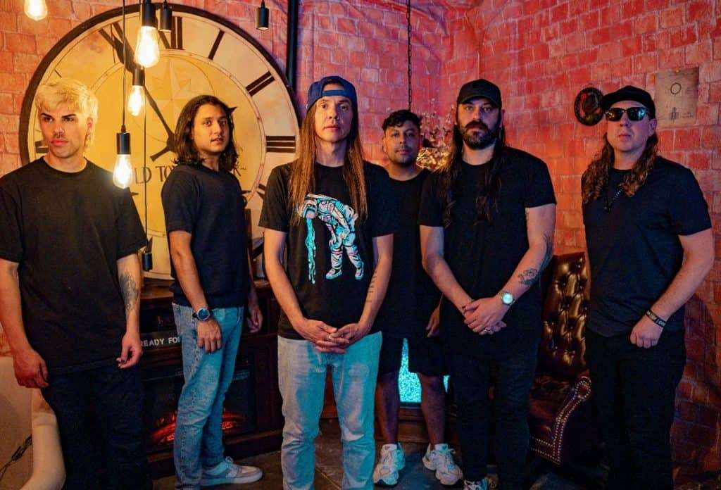 THE RED JUMPSUIT APPARATUS  RELEASE URGENT SINGLE AND VIDEO,  “SLIPPING THROUGH (NO KINGS)”