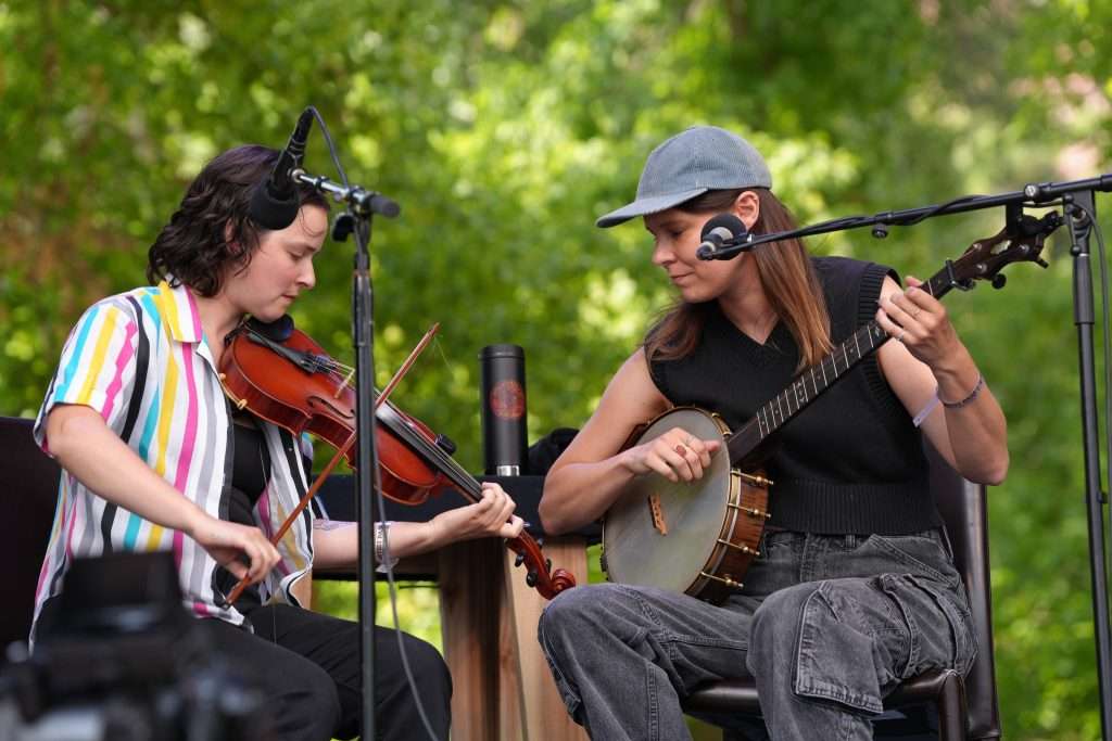 Tatiana Hargreaves & Allison de Groot