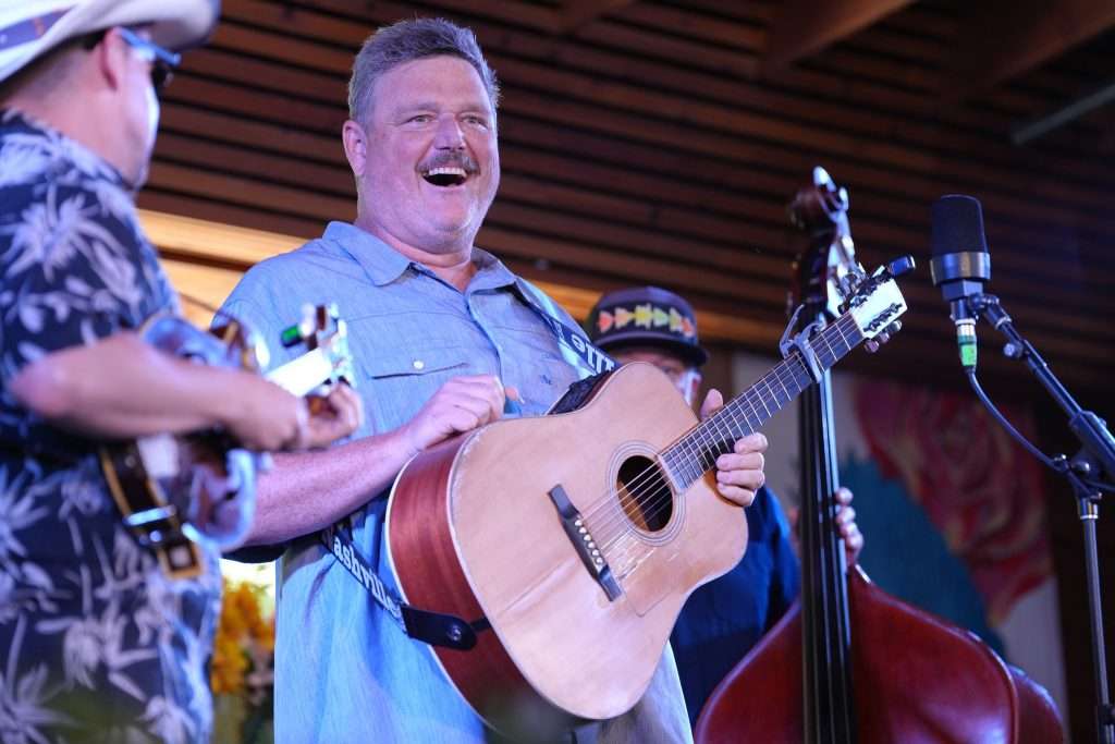 Travis Stinson | RockyGrass
