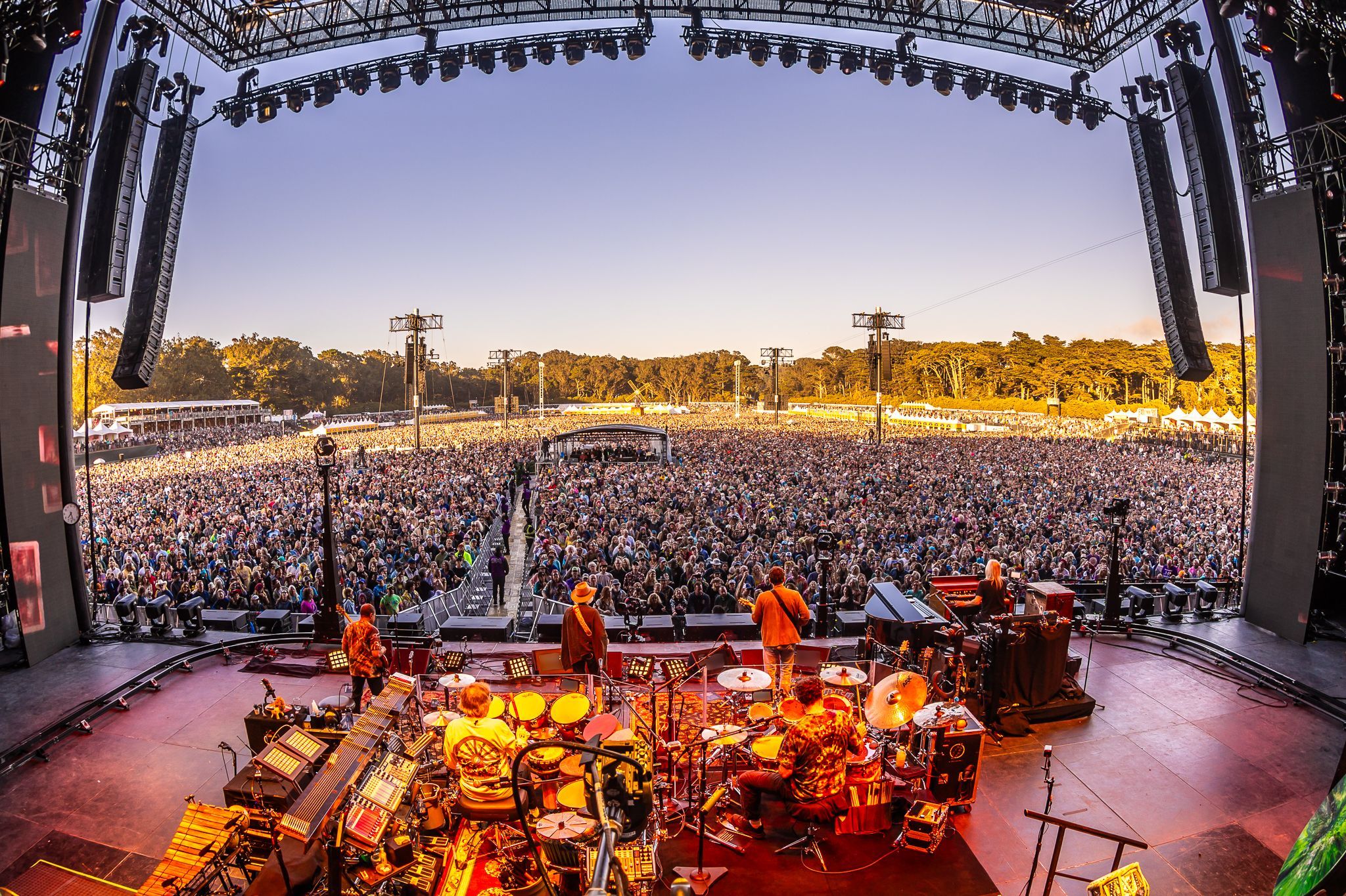 photo by Alive Coverage