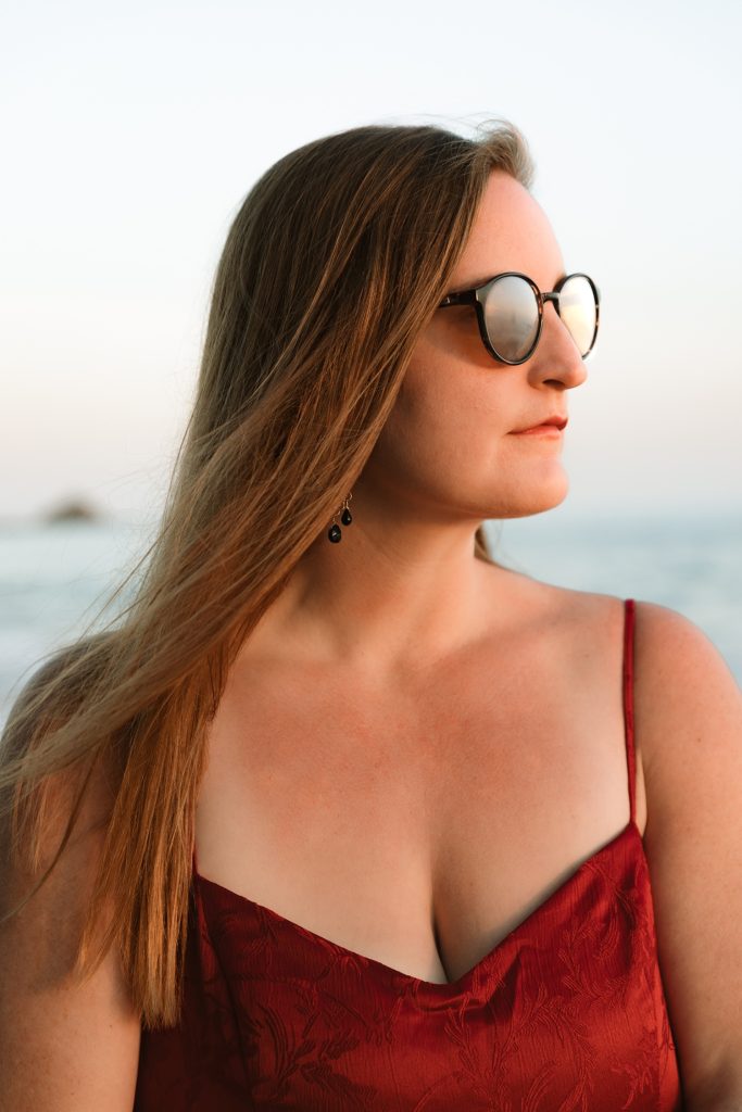 Anna May Announces New Single “Fireflies & Buffalo” Out October 21, 2025